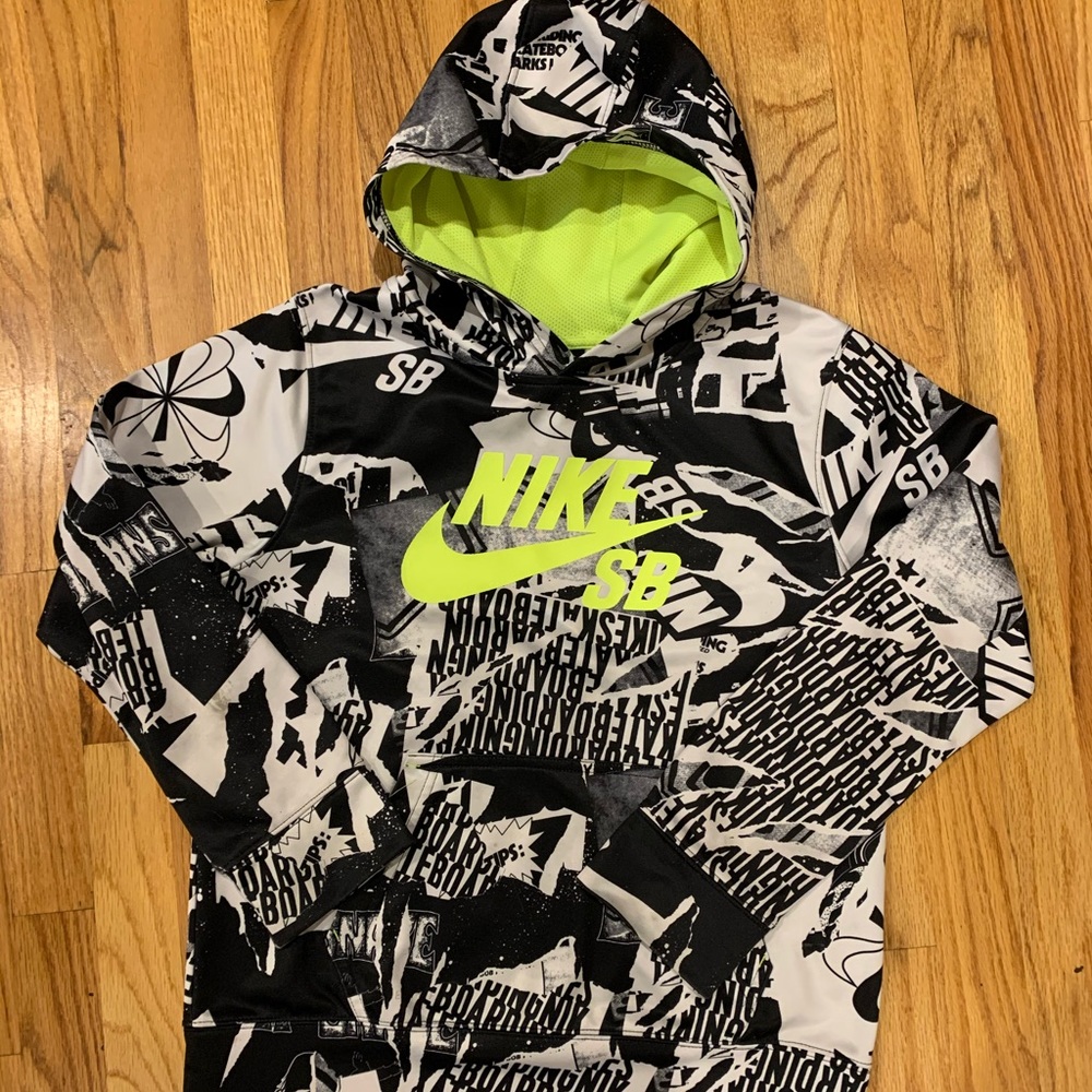 Nike 12-13Y Boys Hoodie black white neon yellow